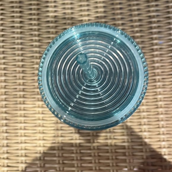 Starbucks Iridescent Venti Cup - Picture 2 of 7